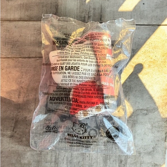 2/$20 NEW IN BAG McDonald's Happy Meal Hello Kitty Birthday Cupcake Hello Kitty - Picture 4 of 4